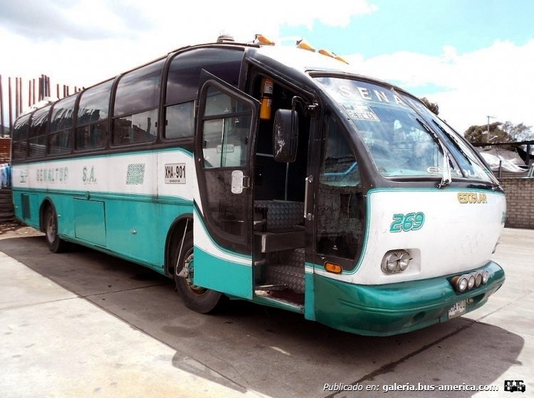 Isuzu - Olímpica - Senaltur
XHA 901
Foto tomada de www.mercadolibre.com.co
Palabras clave: colombia