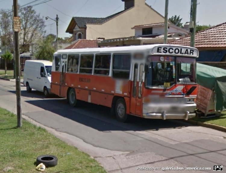 Mercedes-Benz OH 1315 - La Favorita - Particular
Foto tomada Google Street View
