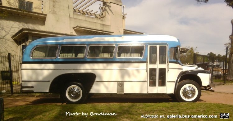 Bedford (G.M.A.) - A.L.A. - Particular
B 567493 - XKH 203

Photo by Bondiman
Palabras clave: restaurado