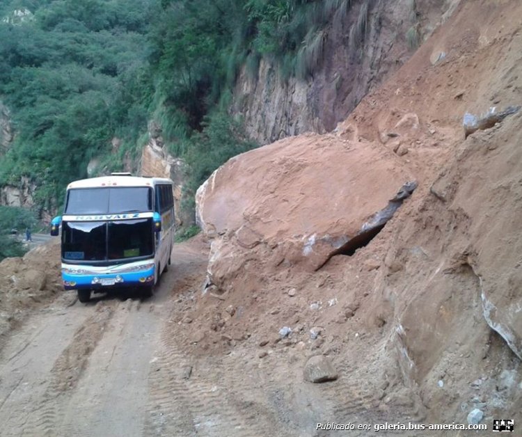 ¿Hino GD? - ?? - Narvaez
Foto: El Periódico Digital
Palabras clave: bolivia
