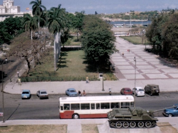 ?? - ?? (En Cuba) - ??
Foto de Marcelo Madariaga, tomada de https://picasaweb.google.com
Palabras clave: cuba