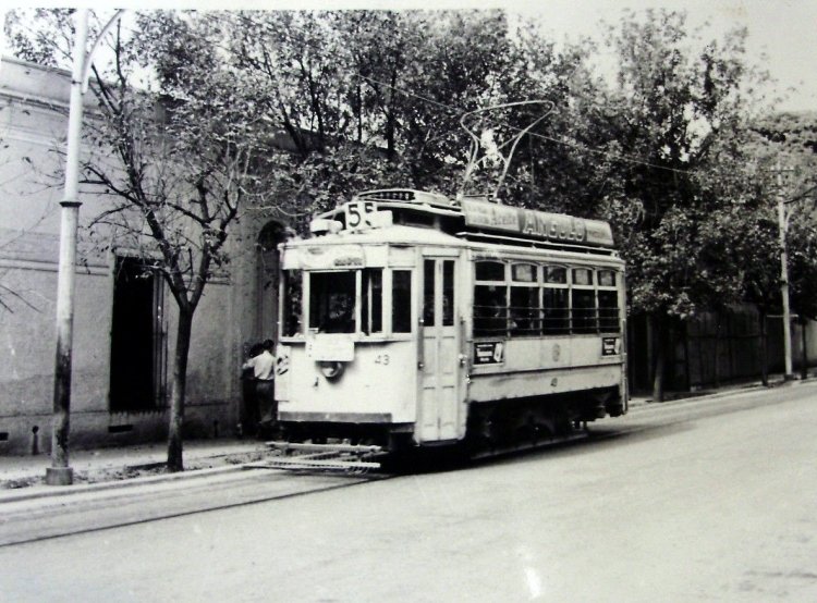 Ragheno (en Argentina) - Agua y Energía
Línea 55 - Interno 43

Fotografía de Arnold I. Reid, publicada para su venta en ebay.com
Palabras clave: tranvías
