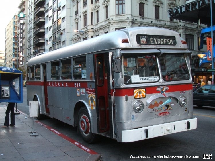 Leyland Royal Tiger - M.C.W. (en Uruguay) - C.U.T.C.S.A.
Foto del usuario www.leguan-verlag.de, tomada de www.panoramio.com
Palabras clave: leyland uruguay