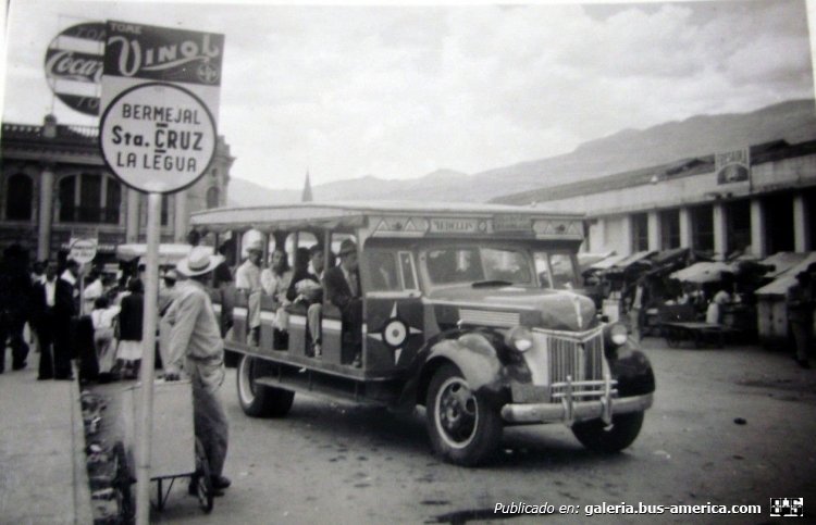 Ford (F.M.C.) - ¿?
Foto de autor desconocido, tomada de www.ebay.com.
(En Colombia)
Palabras clave: colombia