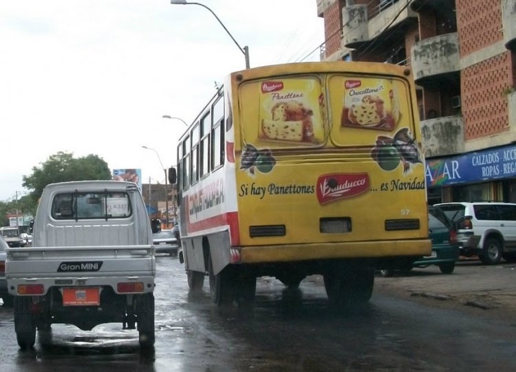 Mercedes-Benz L 1214 - Davalos - Conquistador
http://galeria.bus-america.com/displayimage.php?pos=-1686

Foto de Andrea Staiano, tomada de https://picasaweb.google.com
Palabras clave: paraguay