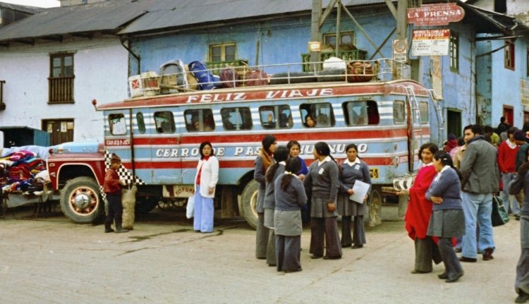Ford - ¿? - Cerro de Pas... (en Perú)
Foto subida a https://picasaweb.google.com por el usuario Rupert.
Palabras clave: Perú