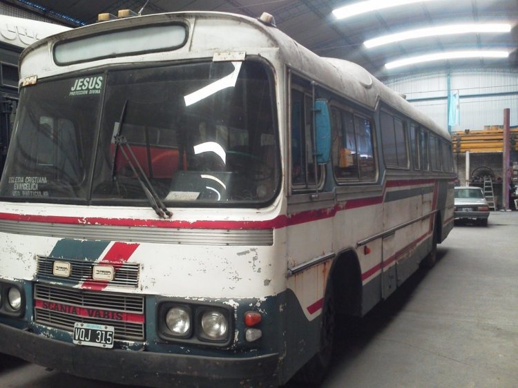 Scania-Vabis - Caseros - Particular
S.192053 - VQJ 315
[url=http://galeria.bus-america.com/displayimage.php?pid=14433]http://galeria.bus-america.com/displayimage.php?pid=14433[/url]
[url=http://galeria.bus-america.com/displayimage.php?pid=32609]http://galeria.bus-america.com/displayimage.php?pid=32609[/url]

Foto de Mercado Libre
Palabras clave: scania vabis