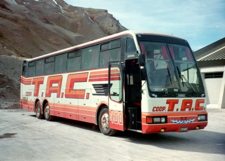 Arbus - Autarsa-San Antonio Hércules Magnum - Cooperativa T. A. C.
C.1593685
Interno 400

Foto de José Isern Comas, extraída de www.flickr.com
Palabras clave: TAC arbus autarsa