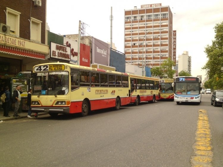 El Detalle OA 101 - El Detalle - Transportes Colegiales 
DVA 479
Línea 42 - Interno 44
