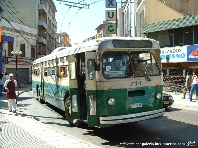 Pullman-Standard 700 TC (en Chile) - Trolebuses de Chile
GX 2356

Foto de Alex Mitrani, tomada de www.flickr.com
Palabras clave: chile trolebus
