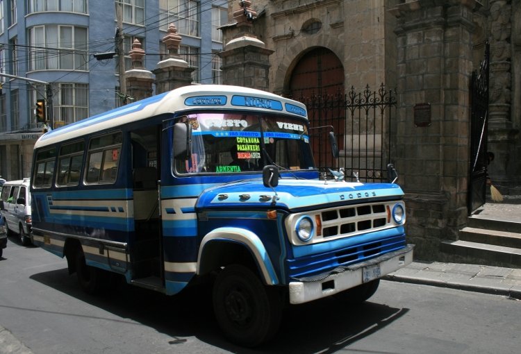 Dodge D-400 - ?? -  Eduardo Avaroa
189 YHG

Foto de Elizabeth Chester, tomada de southamericanswagger.wordpress.com
(En Bolivia)
Palabras clave: bolivia dodge