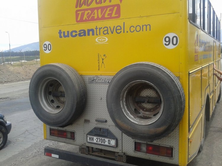 Mercedes-Benz Actros 1831 - Picosa (patentado en Alemania) - Tucan Travel Doris
HH 2700 Q
http://galeria.bus-america.com/displayimage.php?pid=25174

VEHICULO UTILIZADO POR TUCAN TRAVEL PARA VISITA A LA AMAZONIA ECUATORIANA SOLO EXTRANJEROS Y LO MEJOR DE TODO QUE ES PICOSA DE AMBATO EL HABITACULO DE PASAJEROS 
Palabras clave: MERCEDES BENZ 1831 PICOSA