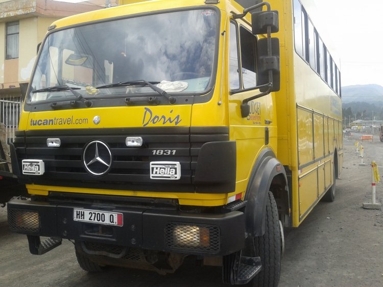 Mercedes-Benz Actros 1831 - Picosa - Tucan Travel Doris
VEHICULO UTILIZADO POR TUCAN TRAVEL PARA VISITA A LA AMAZONIA ECUATORIANA SOLO EXTRANJEROS Y LO MEJOR DE TODO QUE ES PICOSA DE AMBATO EL HABITACULO DE PASAJEROS 
Palabras clave: MERCEDES BENZ 1831 PICOSA