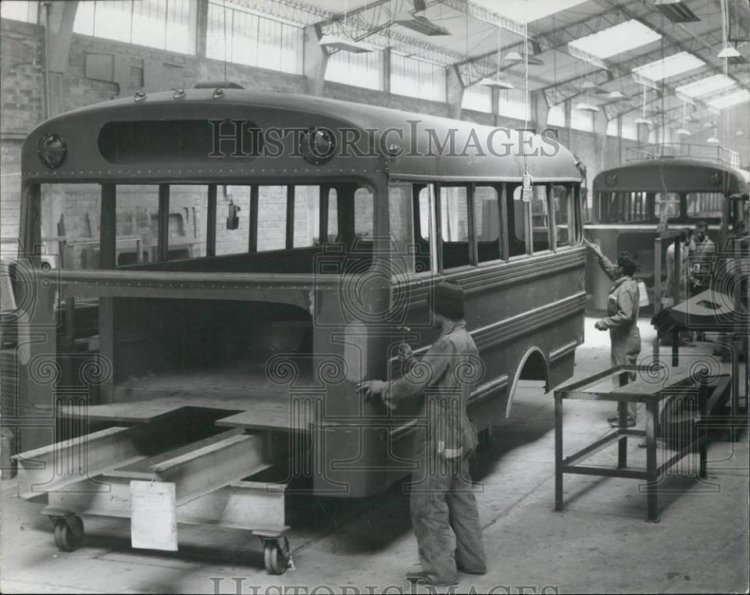 FABRIACION CARROCERIAS THOMAS DECADA DEL 70
IMAGEN extraída de: FACEBOOK ¿Historic Images?
FABRIACION CARROCERIAS THOMAS DECADA DEL 70 EN QUITO/ECUADOR

Palabras clave: FABRIACION CARROCERIAS THOMAS DECADA DEL 70