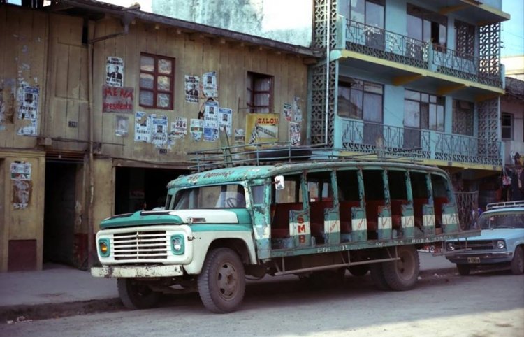 FORD F500 FINES DE LO AÑOS70
IMAGEN FACEBOOK
Palabras clave: CHIVA FORD F500