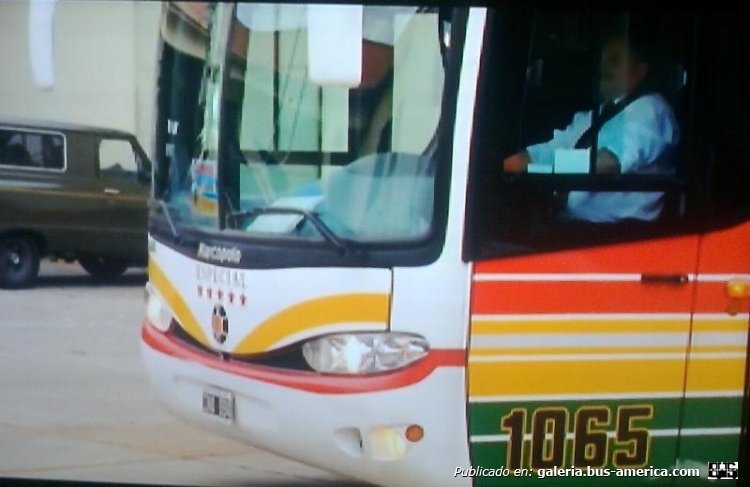 Scania - Marcopolo (en Argentina) - Plusmar
INA 094
Interno 1065
Plusmar -cine argentino-
Captura del Film Sin Retorno (2010)

http://galeria.bus-america.com/displayimage.php?pid=28360
http://galeria.bus-america.com/displayimage.php?pid=34828

