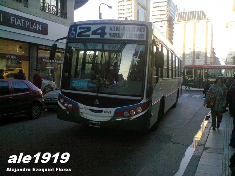 Agrale MT 15 - Metalpar - E.T.A.P.S.A. 
Línea 24 - Interno 4971
Lavalle y Cerrito (Obelisco)
Palabras clave: linea24 etapsa iguazumt15 obelisco