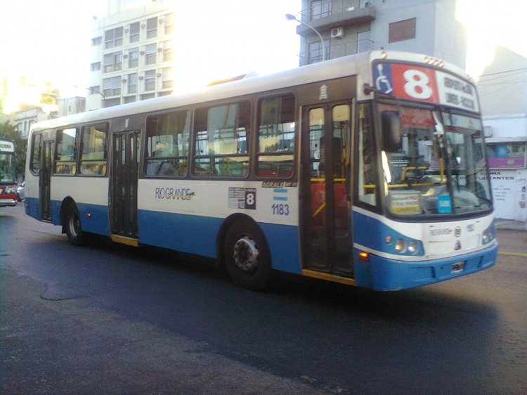 Agrale MT 17 - Todo Bus - Río Grande
Línea 8 - Interno 1183
