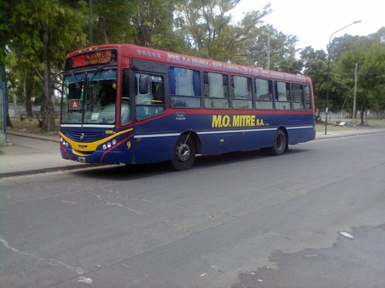 Mercedes-Benz OF 1418 - Metalpar - M.O. Mitre
Línea 318 - Interno 9
En Cláypole
Palabras clave: linea318 momitre tronador1418 claypole
