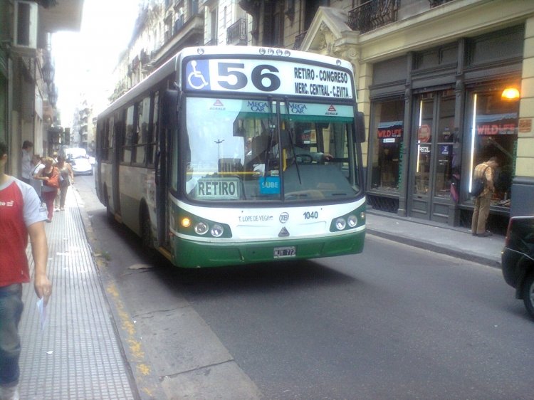 Agrale MT 15 - Todo Bus - Lope De Vega
Línea 56 - Interno 1040
Acercándose a la Avda. 9 de Julio
Palabras clave: linea56 lopedevega tbpompeya_mt15 9dejulio