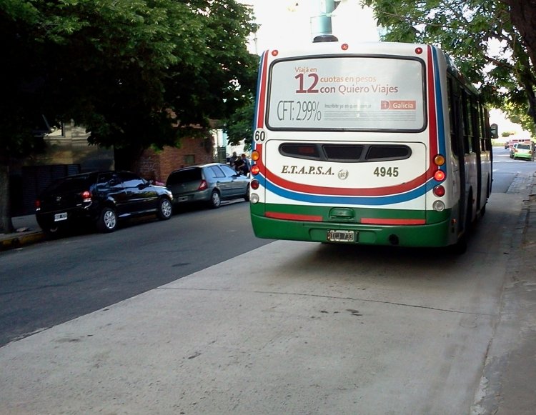 Agrale MT 15 - Todo Bus - E.T.A.P.S.A.
Foto: Sebastián Gutiérrez

http://galeria.bus-america.com/displayimage.php?pos=-28531
Palabras clave: todobus agrale etapsa