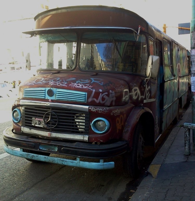 Mercedes-Benz LO 1114 - San Juan - Particular
B 2192353 - UPN 182

Foto: Sebastián Gutiérrez

http://galeria.bus-america.com/displayimage.php?pid=33595
http://galeria.bus-america.com/displayimage.php?pid=42253
Palabras clave: mercedes benz 1114 particular