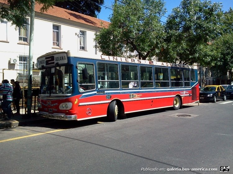Mercedes-Benz OH 1315 L - La Favorita - 22 De Setiembre
IKE 570
Línea 2 - Interno 47

Foto: Sebastián Gutiérrez

Palabras clave: la favorita mercedes benz oh1315