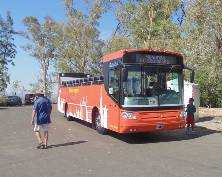 Mercedes-Benz - Italbus - El Oro Negro
Palabras clave: Mercedes Benz Italbus Oro Negro turismo