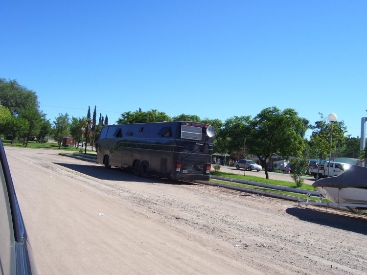 Troyano - Motorhome
http://galeria.bus-america.com/displayimage.php?pid=32875
