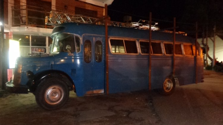 Mercedes-Benz LO 911 - San Juan - Particular
http://galeria.bus-america.com/displayimage.php?pid=30425
