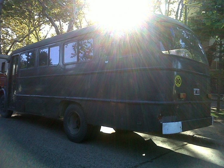 Mercedes-Benz LO 1114 - El Detalle - Particular 
http://galeria.bus-america.com/displayimage.php?pid=29964
