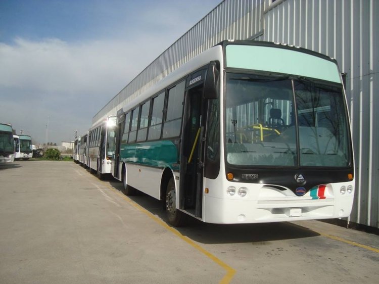 Agrale MA 15.0 - Nuovobus Menghi - E.P.E.L.S.A.
Nueva tanda de Nuovobus para EPELSA/ETELSA,pero esta vez sobre el nuevo modelo y con el nuevo esquema que esta utilizando el Grupo MOTSA

http://galeria.bus-america.com/displayimage.php?pid=32620
Palabras clave: Nuovobus / EPELSA / Menghi