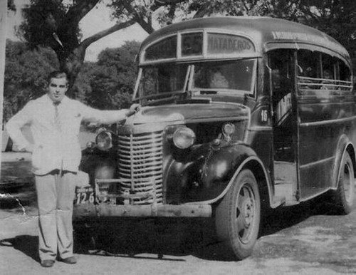 Chevrolet (G.M.C.) - El Trébol - Línea 55
Línea 55 - Interno 16
Barrancas de Belgrano-San Justo
Propiedad de Horacio Adolfo Muñoz, co-fundador de la línea.
