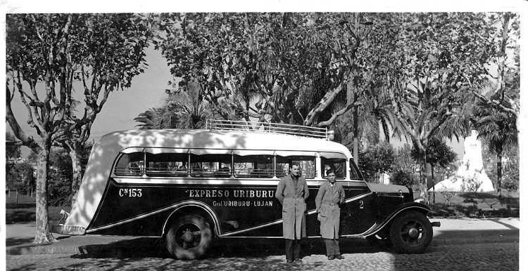 International - Gnecco - Expreso Uriburu
Interno 2
29-3..

http://galeria.bus-america.com/displayimage.php?pid=30147
