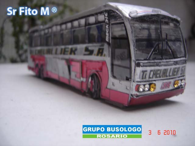 Scania - D.I.C. Chevallier (Maqueta)
MegaDIC a escala
Omnibus a escala 1:50 aprox. con materiales reciclados, cartones papeles, acetatos de restos de peliculas de fotomecanica.
Palabras clave: megadic maqueta