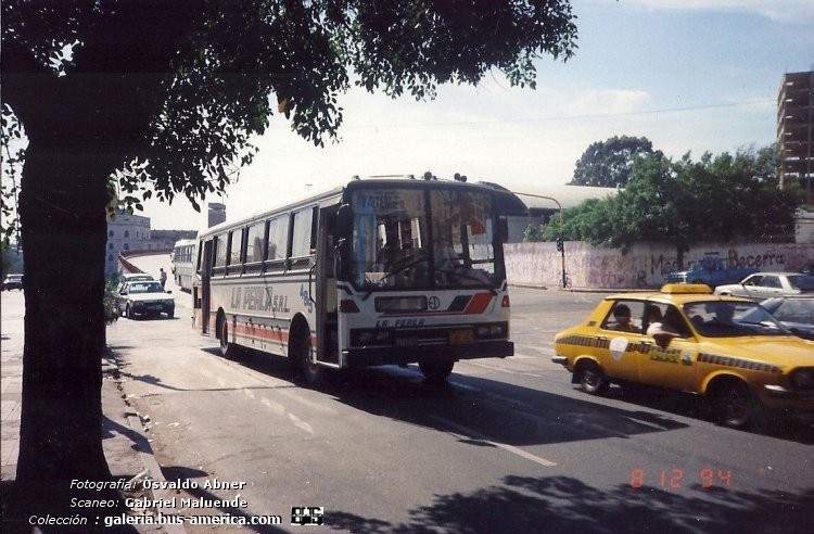 El Detalle OA 101 - La Perla
¿X.621627?

La Perla (Prov.Córdoba), patente provincial 489

Fotógrafo: Osvaldo "Ruso" Abner
Extraído de bolsa de fotografías del Coleclub
Scaneo: Gabriel Maluende
Colección: Bus América

