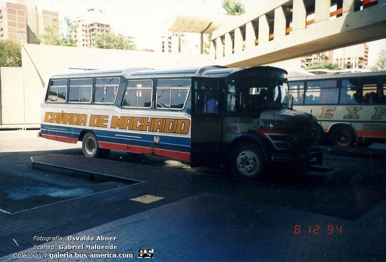 Mercedes-Benz LO 1114 - Colonnese - Cañada de Machado
M.183313 - luego patente UMQ 799
[url=https://bus-america.com/galeria/displayimage.php?pid=1215]https://bus-america.com/galeria/displayimage.php?pid=1215[/url]
[url=https://bus-america.com/galeria/displayimage.php?pid=26246]https://bus-america.com/galeria/displayimage.php?pid=26246[/url]
[url=https://bus-america.com/galeria/displayimage.php?pid=68677]https://bus-america.com/galeria/displayimage.php?pid=68677[/url]

Cañada de Machado (Prov.Córdoba), interno 112, patente provincial 1174
Ex Turismo La CUmbre (Prov.Mendoza)

Fotógrafo: Osvaldo "Ruso" Abner
Extraído de bolsa de fotografías del Coleclub
Scaneo: Gabriel Maluende
Colección: Bus América

