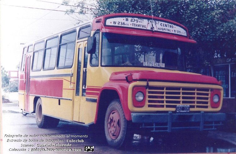 Ford B 7000 - Supercar P80/3 - Línea 1
VBZ 336 - ex patente C.1199375

Línea 1 (Villa Angela)

Fotógrafo: ¿Raúl Vich?
Extraído de bolsa de fotografías del Coleclub
Scaneo: Gabriel Maluende
Colección: www.bus-america.com 
