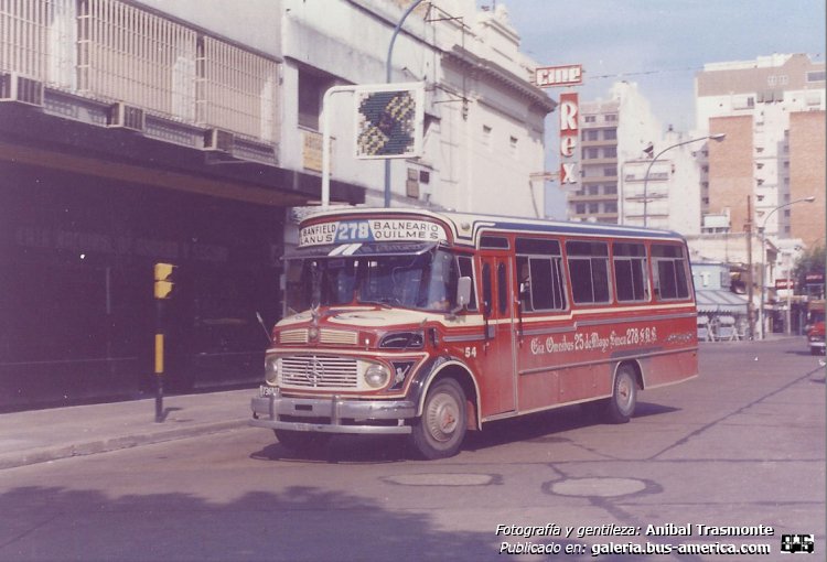 Mercedes-Benz LO 1114 - Alcorta AL - Cía.O.25 de Mayo
B.1736811

Línea 278 (Mendoza), interno 54

Fotógrafo: Anibal Trasmonte
Scaneo: Gabriel Maluende
Colección: www.bus-america.com
