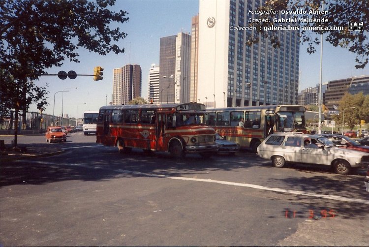 Mercedes-Benz LO 1114 - San Miguel - Exp.Cañuelas
¿B.2194514?
[url=https://bus-america.com/galeria/displayimage.php?pid=69856]https://bus-america.com/galeria/displayimage.php?pid=69856[/url]

Línea 51 ex línea 54 (Buenos Aires), interno 144


Fotógrafo: ¿Osvaldo "Ruso" Abner?
Scaneo: Gabriel Maluende
Colección: www.bus-america.com
