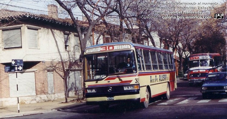 Mercedes-Benz OH 1318 - San Miguel - Attes. Pte. Alvear
M.274196

Líneas 30 (San Juan), interno 32

Fotógrafo: desconocido al momento
Extraído de bolsa de fotografías del Coleclub
Scaneo: Gabriel Maluende
Colección: www.bus-america.com
