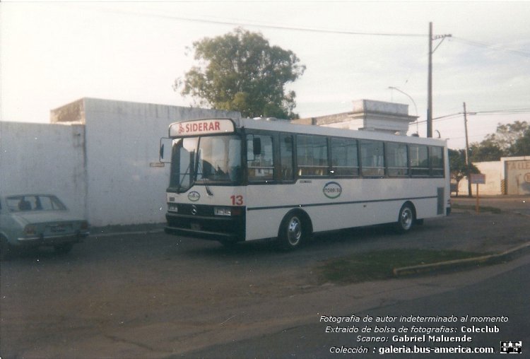 Mercedes-Benz OH 1320 - Bus - Litoral Bus
Litoral Bus (S.Nicolás - Siderar), interno 13

Fotógrafo: desconocido al momento
Extraído de bolsa de fotografías del Coleclub
Scaneo: Gabriel Maluende
Colección: www.bus-america.com
