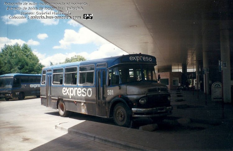 Mercedes-Benz LO 1114 - González - Expreso
Línea 411 (Prov. Buenos Aires), interno 501
Ex línea 51 (Buenos Aires)


Fotógrafo: desconocido al momento
Extraído de bolsa de fotografías del Coleclub
Scaneo: Gabriel Maluende
Colección: www.bus-america.com
