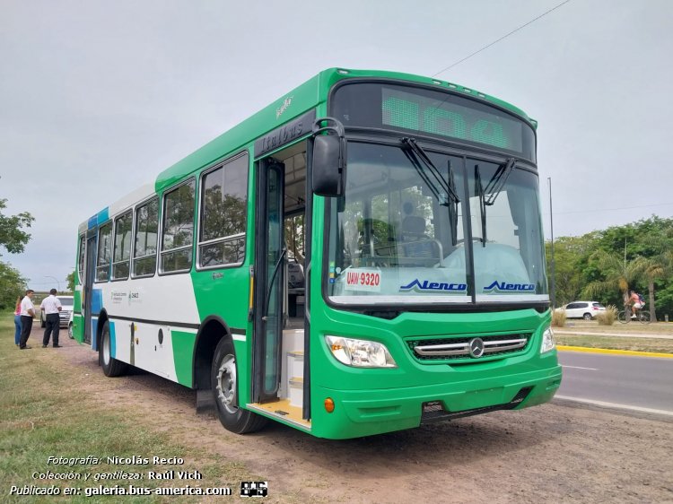 Mercedes-Benz OF 1621 - Italbus Bello - Grupo 4
UAW 9320 (patente provisoria)
[url=https://bus-america.com/galeria/displayimage.php?pid=60605]https://bus-america.com/galeria/displayimage.php?pid=60605[/url]

Línea 104 (Resistencia)


Fotografía: Nicolás Recio
Gentileza: Raúl Vich
