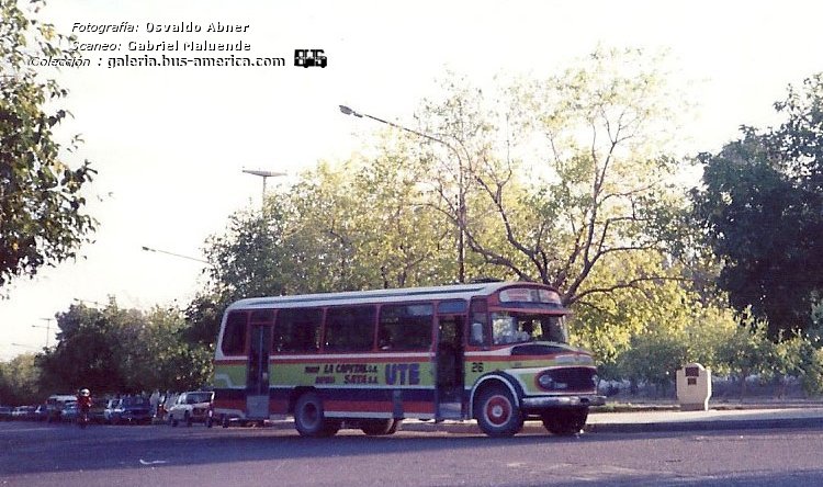 Mercedes-Benz LO 1114 - El Indio Campeón - La Capital UTE
Línea ¿35? (San Juan), interno 26

Fotografía: Osvaldo Abner
Scaneo: Gabriel Maluende
Colección: www.bus-america.com
