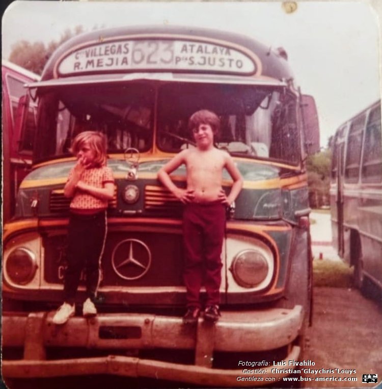 Mercedes-Benz LO 1114 - El Indio - La Cabaña
Línea 623 (Pdo. La Matanza), interno 254

Fotografía: Miguel Divahilo
Gestión y gentileza: Christian "Glaychris" Louys
