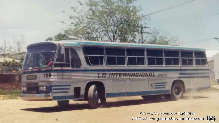 Magirus Deutz 210 EV - DIC Panorama - La Internacional
La Internacional, interno 108

Fotografía y gentileza: Raúl Vich
