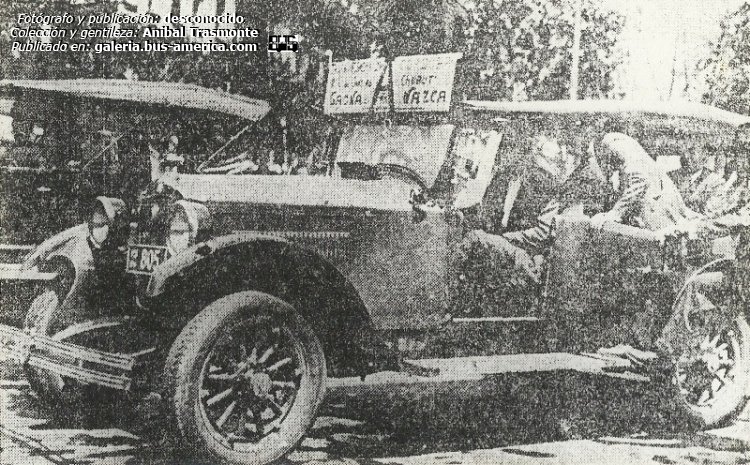 (en Argentina) - Línea A
Línea A (Buenos Aires)

Fotografo. desconocido
Colección y gentileza: Anibal Trasmonte

Puede conocer la historia de esta línea en: [url=http://bus-america.com/revista/Notas/119.htm]Revista Bus América, línea 119, su história[/url]

Archivo posteado por segunda vez, originalmente posteado en 2018
