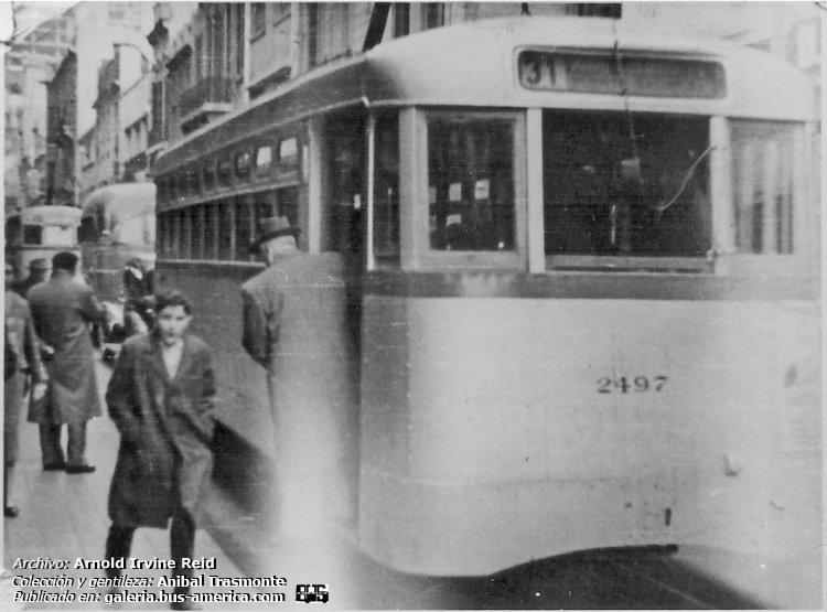 Brill - CTCBA Estomba (en Argentina) - CTCBA
Línea 31 (Buenos Aires), unidad 2497

Fotografía: Arnold Irvine Reid
Colección y gentileza: Anibal Trasmonte

Puede conocer la historia de esta una de las líneas que circulaban por allí en: [url=http://bus-america.com/revista/Notas/30&31.htm]Revista Bus América, líneas 30 y 31, sus histórias[/url]

"Estomba de 36 asientos, de los últimos que se hicieron, reconstruidos sobre modelos anteriores. El 2497 en la línea 31."


Archivo posteado por segunda vez, originalmente posteado en 2018
