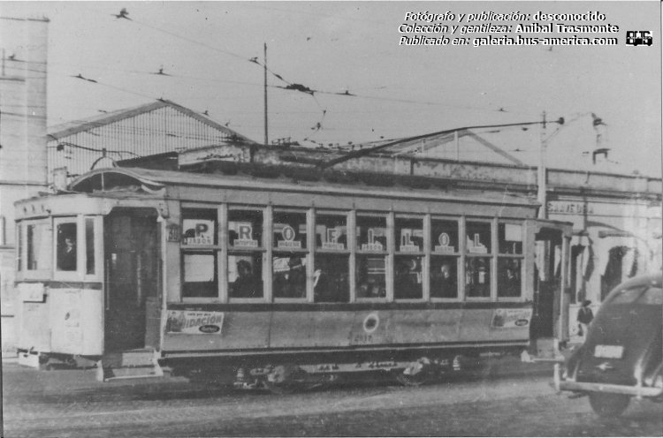 Brill 79X - CTAA Caseros - TBA
Línea 30 (Buenos Aires), unidad 2617

Fotografo: desconocido
Colección y gentileza: Anibal Trasmonte

Puede conocer la historia de esta una de las líneas que circulaban por allí en: [url=http://bus-america.com/revista/Notas/30&31.htm]Revista Bus América, líneas 30 y 31, sus histórias[/url]


Archivo posteado por segunda vez, originalmente posteado en 2018
